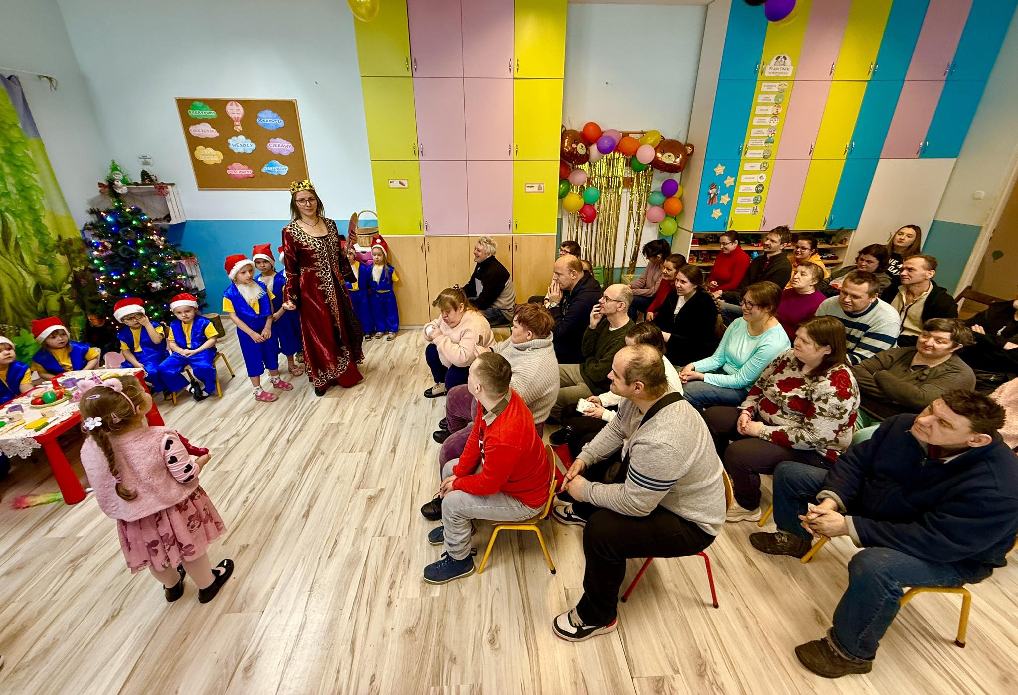 Przedszkole Mali Odkrywcy - zdjęcie 5